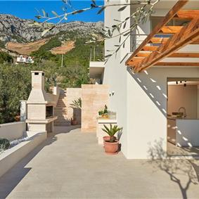 3 bedroom villa with pool and sea views Hvar island sleeps 6